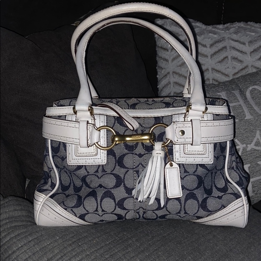 🕸Coach dark blue denim and white